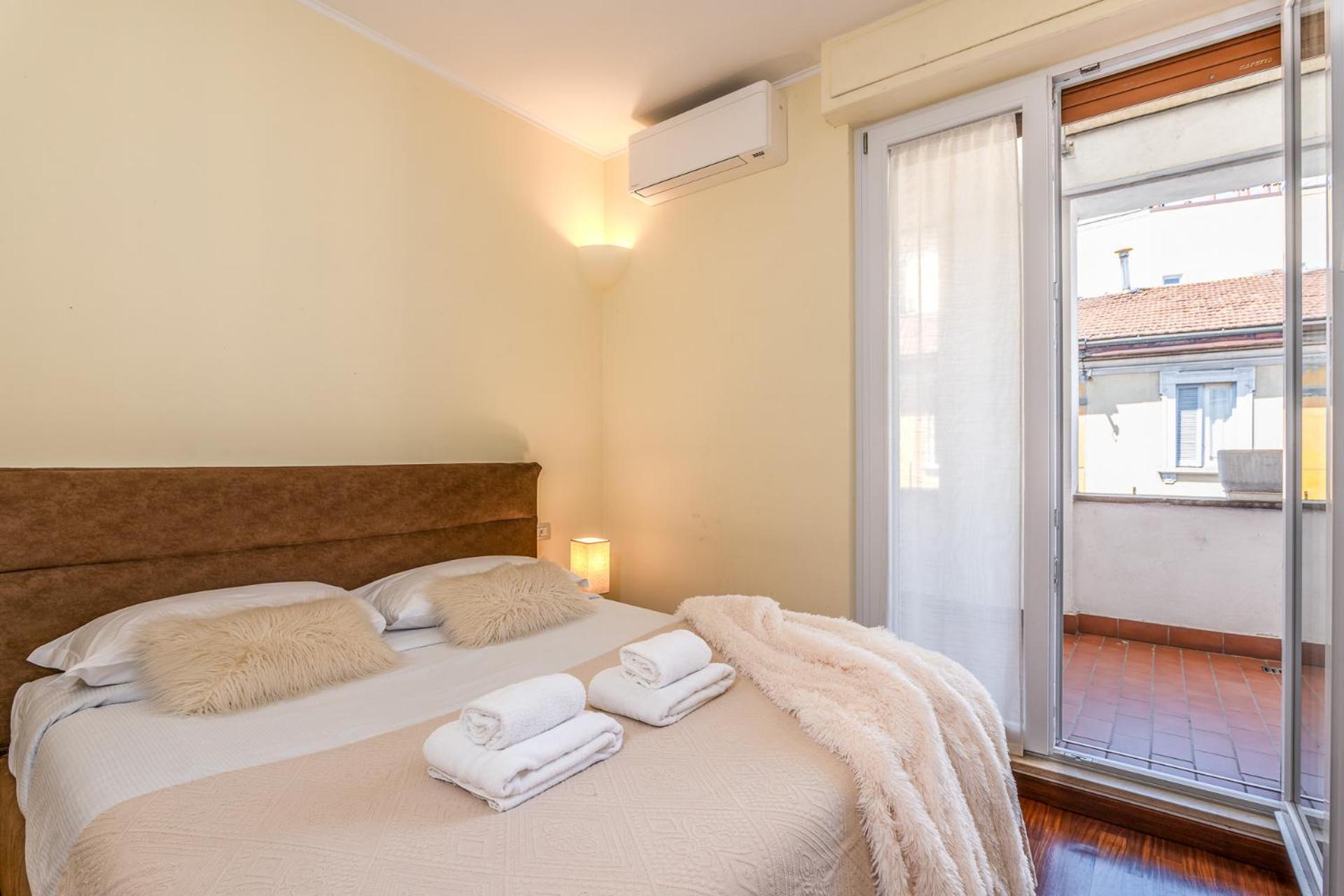 Flat In Center With Terrace, Near Garibaldi Fs Apartment Milan